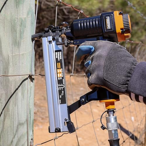Freeman 18-Gauge Pneumatic Fencing Stapler - Image 2